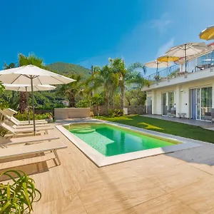https://luxury-dreams.hotelitalianriviera.com